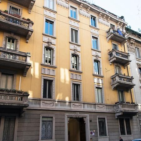 Sophisticated Apt Near Duomo Milan Extérieur photo